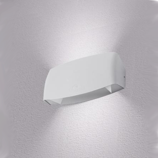 Abram_white